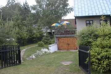 Polonia Chata Gulbity, Exterior